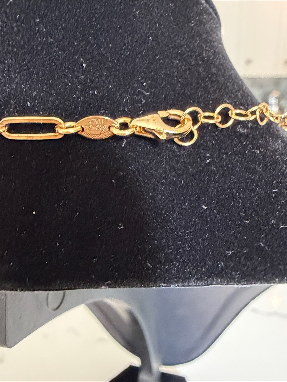 Gold Heart Pendant Paperclip Chain Necklace - Women JewelryNWOT - Picture 3 of 5